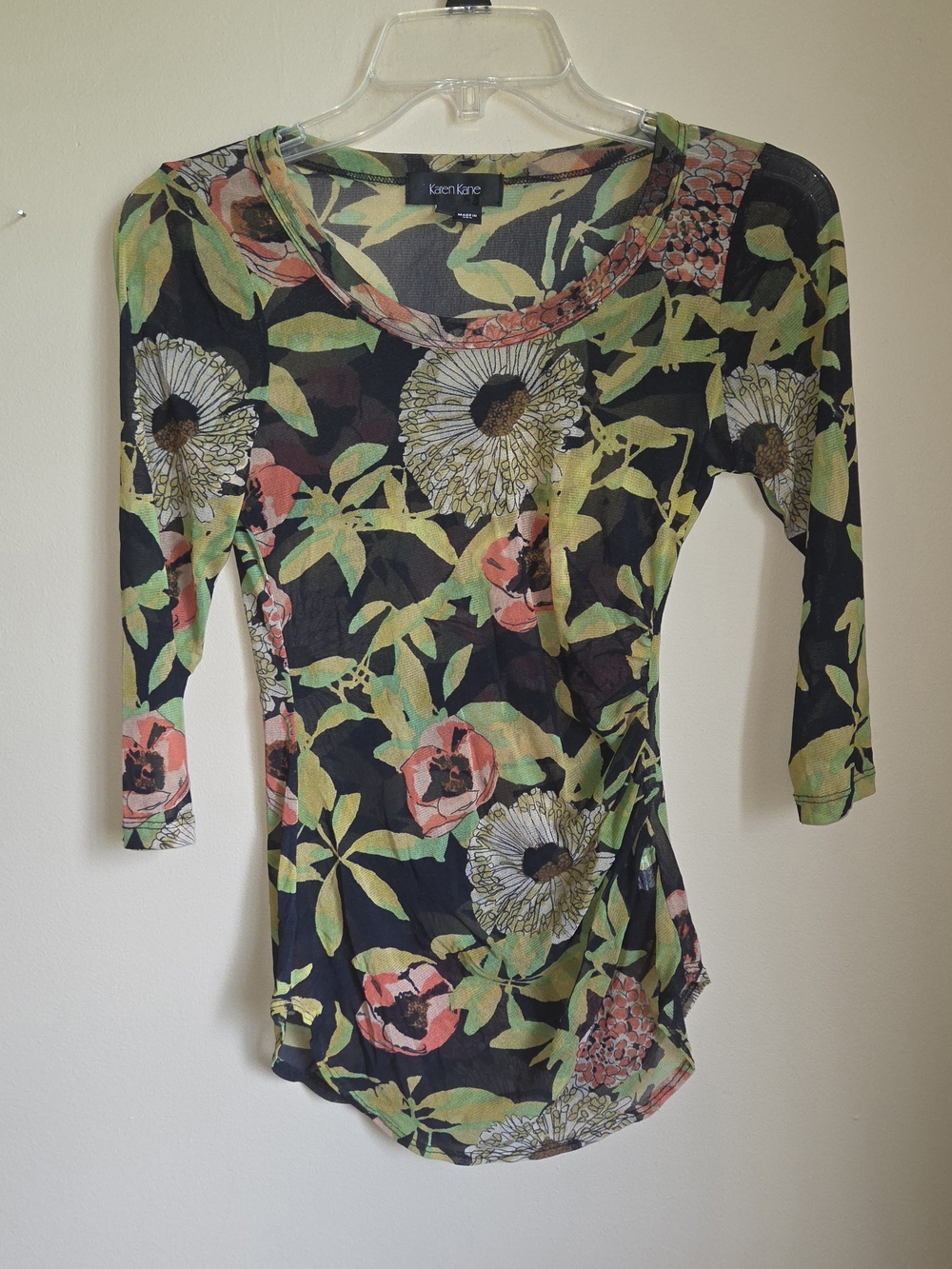 Karen Kane Black Floral Scoop Neck 3/4 Sleeve Top